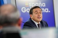 Albares asegura que habrá "respuesta serena y firme" a las provocaciones de Israel, que busca desviar la atención