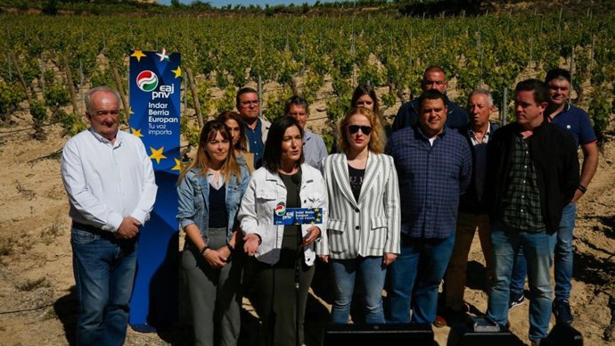 La candidata jeltzale ha presentado este martes en una bodega de Rioja Alavesa las principales propuestas del programa electoral de EAJ-PNV para el sector primario