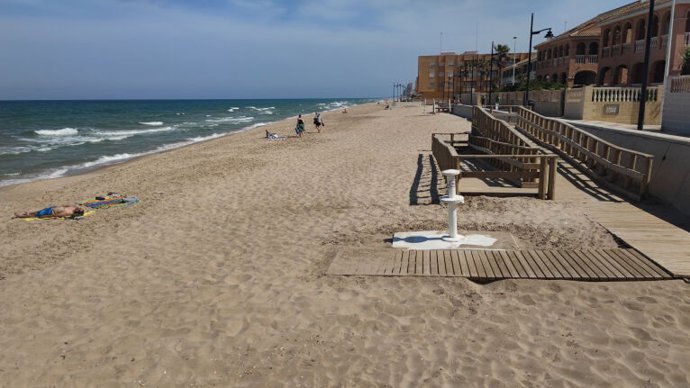Archivo - Playa de El Perelló (Valencia)