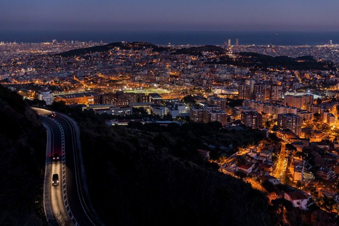Vistas de noche de Barcelona