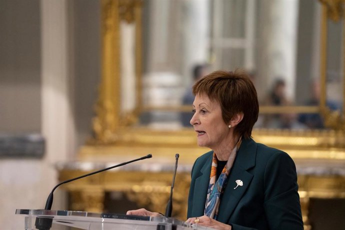 Archivo - La rectora de la Universitat de Valncia, María Vicenta Mestre, en imagen de arvhivo.  