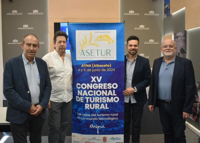 Presentación del XV Congreso Nacional de Turismo Rural impulsado por la Asociación Española de Turismo Rural (Asetur) que se celebrará en Ayna.