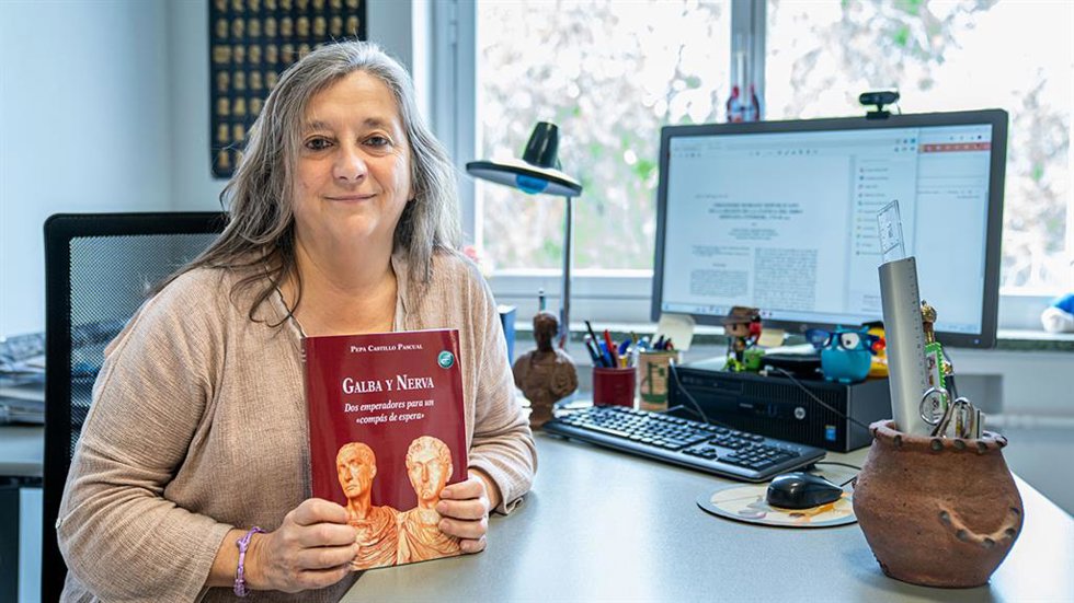 Editorial Dykinson publica 'Galba y Nerva' de Pepa Castillo, profesora de Historia Antigua de la UR