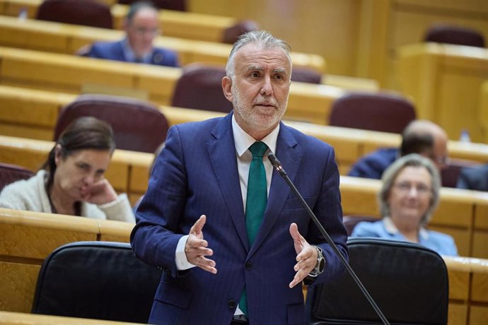 El ministro de Política Territorial y Memoria Democrática, Ángel Víctor Torres, durante una sesión de Control en el Senado, a 7 de mayo de 2024, en Madrid (España). Durante la sesión, se han abordado cuestiones como la ejecución de la construcción de la