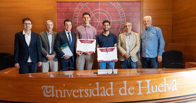 Acto de entrega de los Premios a Trabajos Fin de Grado y Fin de Máster de la Cátedra Caja Rural del Sur de Empresa Familiar.