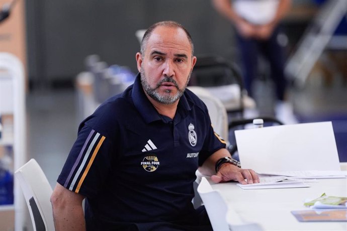 Chus Mateo, entrenador del Real Madrid