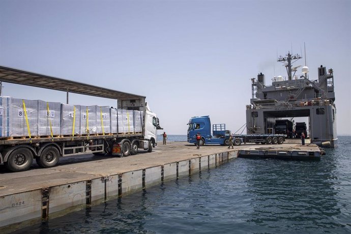 Muelle temporal instalado por Estados Unidos en la costa de la Franja de Gaza