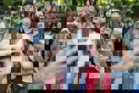 Moreno apela al voto joven para "romper un nuevo techo" y ganar por primera vez unas europeas Andalucía