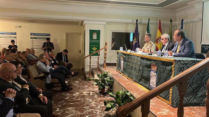 Conferencia '2018-2024: Mi etapa en Jaén como subdelegado de Defensa', pronunciada por el coronel y subdelegado de Defensa en Jaén, Manuel Martín Porres.