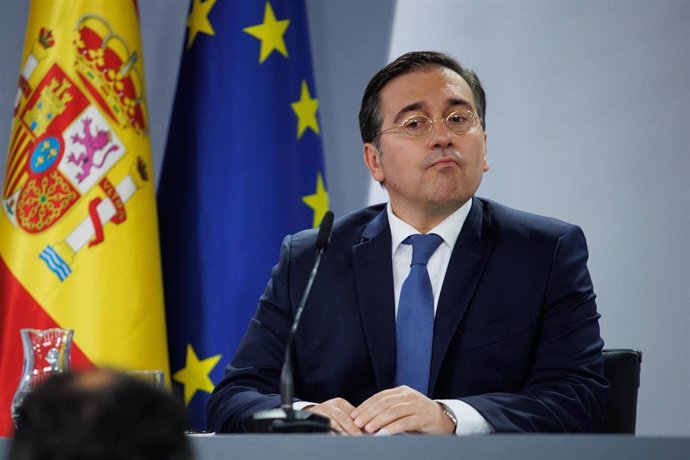 El ministro de Asuntos Exteriores, Unión Europea y Cooperación, José Manuel Albares, durante una rueda de prensa posterior a la reunión del Consejo de Ministros, a 28 de mayo de 2024, en Madrid (España). El Gobierno de España ha aprobado  hoy el reconocim