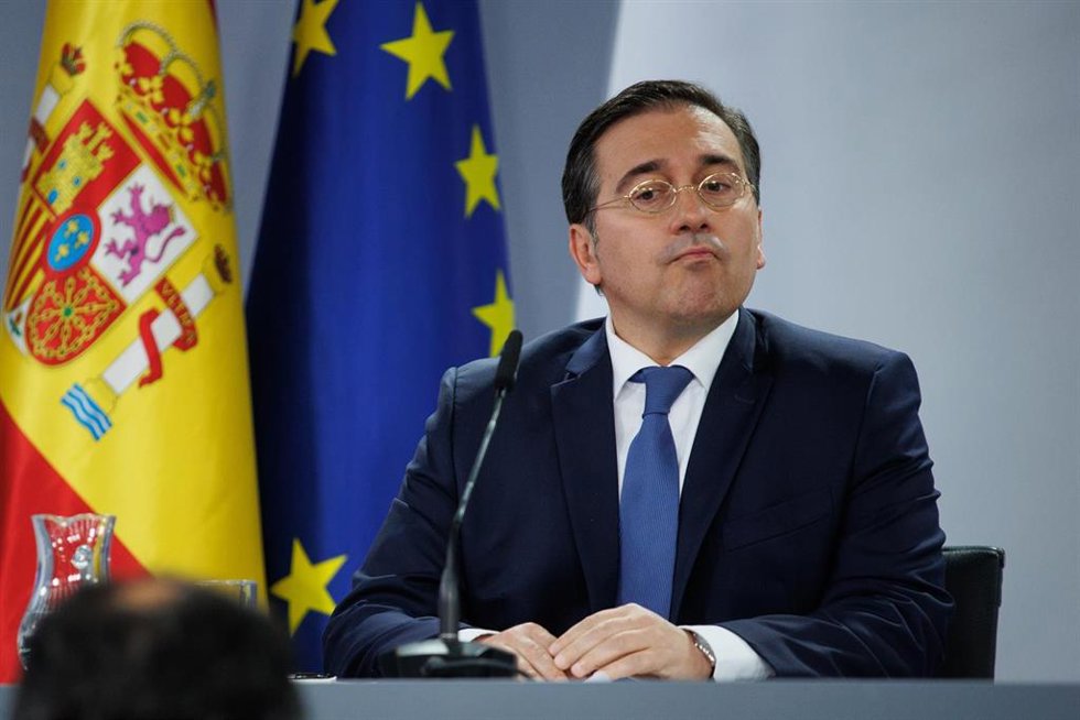 El ministro de Asuntos Exteriores, Unión Europea y Cooperación, José Manuel Albares, durante una rueda de prensa posterior a la reunión del Consejo de Ministros, a 28 de mayo de 2024, en Madrid (España). El Gobierno de España ha aprobado  hoy el reconoc