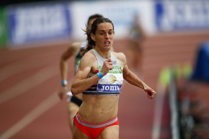 Archivo - Esther GUERRERO of New Balance Team in action at 1.500M Women Final during the spanish championship of Athletics celebrated at Gallur pavilion on february 21, 2021, in Madrid, Spain.