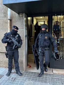 Operativo de los Mossos en la provincia de Barcelona contra un grupo criminal presuntamente dedicado a atracos con coches robados