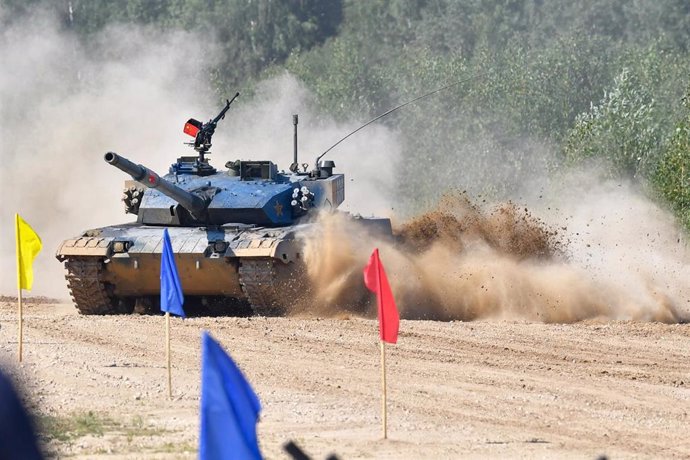 Archivo - Un carro de combate de China en los Juegos Internacionales del Ejército celebrados en 2022 en Rusia (archivo)