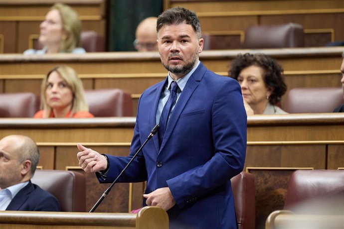 Archivo - El portavoz de ERC en el Congreso, Gabriel Rufián