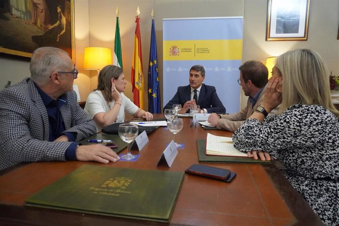 Fotografía de la reunión.