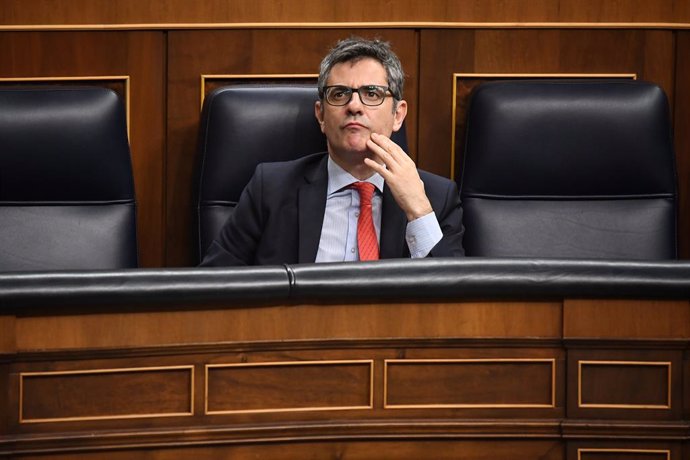 El ministro de la Presidencia, Justicia y Relaciones con las Cortes, Félix Bolaños, durante una sesión plenaria, en el Congreso de los Diputados, a 28 de mayo de 2024, en Madrid (España). El pleno del Congreso debate y vota hoy, 28 de mayo, la reforma de 