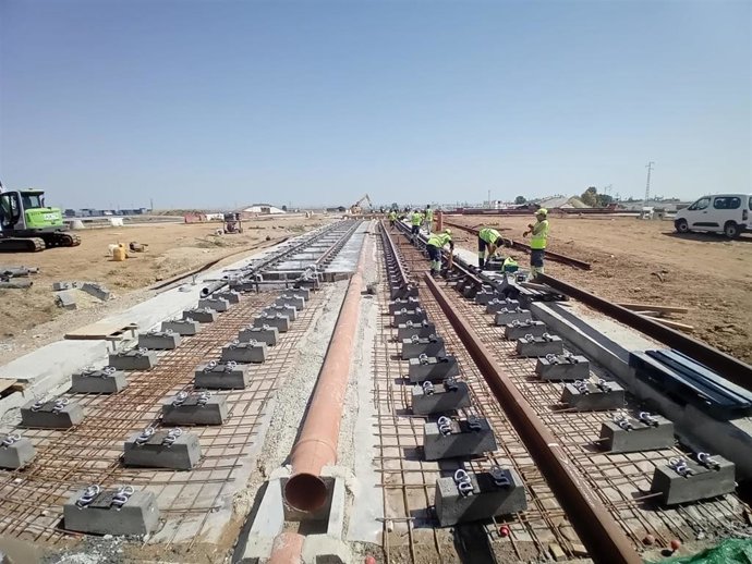 Sevilla.-Diez empresas y UTE pujan por el contrato de actualización del estudio de alternativas de la línea 2 del metro