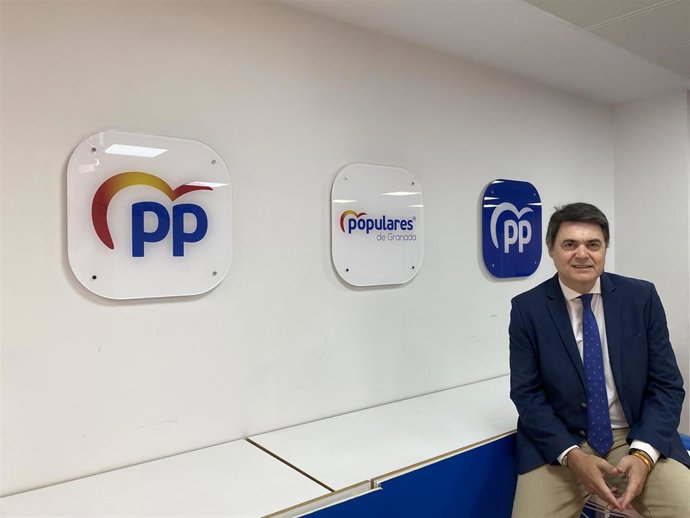 El diputado del PP por Granada Carlos Rojas
