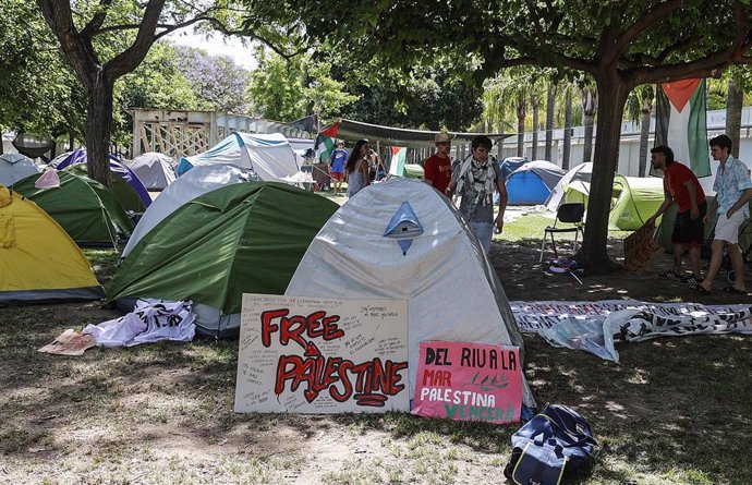 Acampada por Palestina en la Universitat Politècnica de Valencia (UPV)