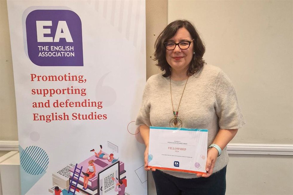 La catedrática de la UMA Rosario Arias, primera mujer española nombrada 'Fellow' de la English Association.