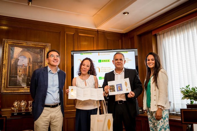 La ONCE y el Festival de Teatro Clásico de Alcántara impulsan el teatro inclusivo