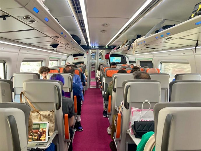 Modelo S106 de tren Avlo