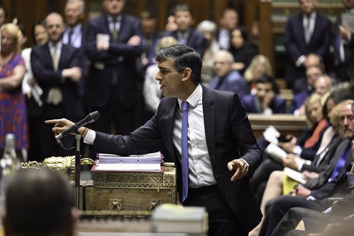 El primer ministro británico, Rishi Sunak, en una sesión en el Parlamento