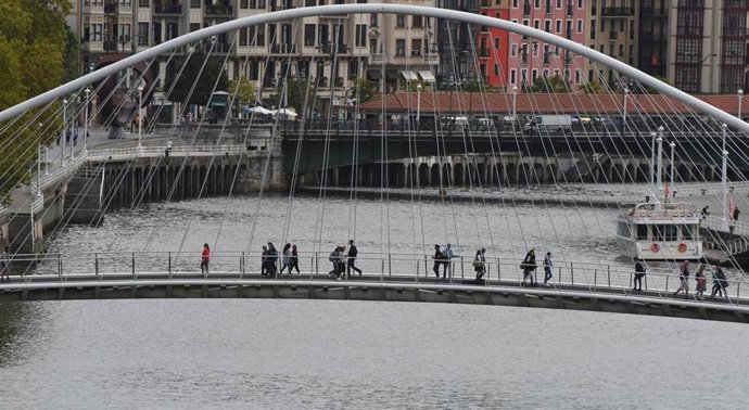 Archivo - Puente Zubizuri