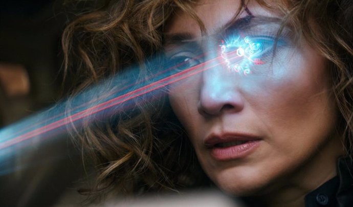 Críticas contra Atlas de Jennifer Lopez: "Es propaganda pro IA"