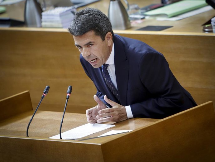 Carlos Mazón en la sessió de control