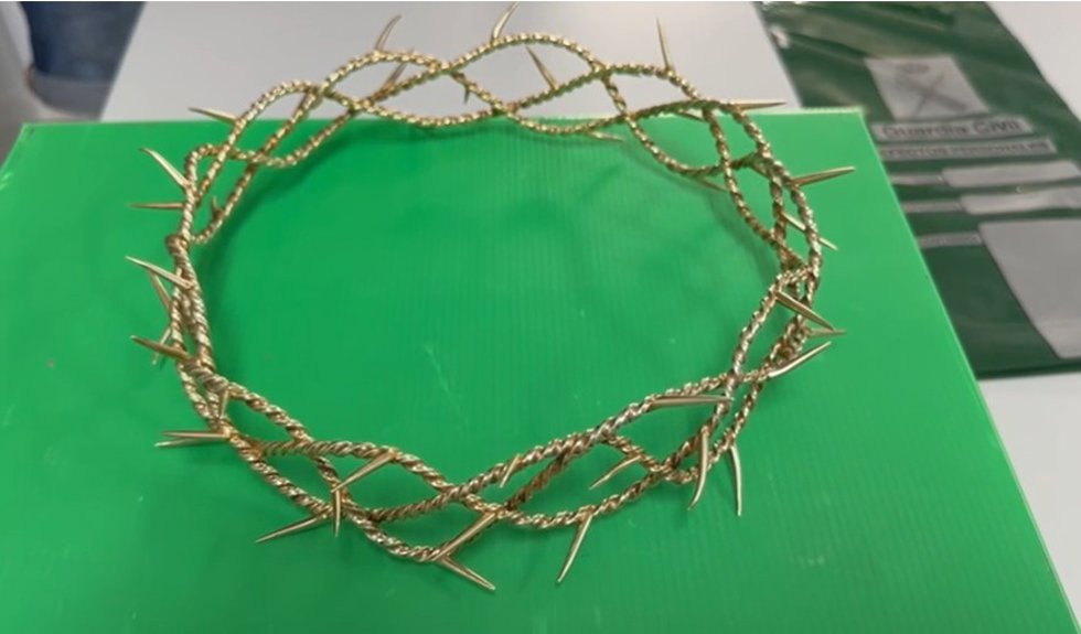 Corona de espinas del Cristo de Medinaceli de Chiclana recuperada tras haber sido robada.