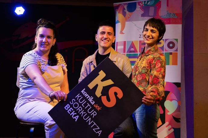 Ane Elordi, Xanti Agirrezabala eta Erika Olaizola