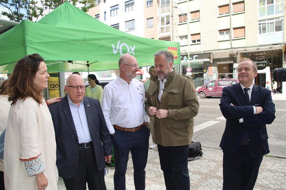 Pollán: "Es una pena que PSOE y PP estén planteando estas elecciones como un plebiscito entre Sánchez y Feijóo".