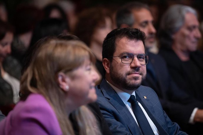 El presidente de la Generalitat Pere Aragons junto a la consellera de Cultura Natlia Garriga