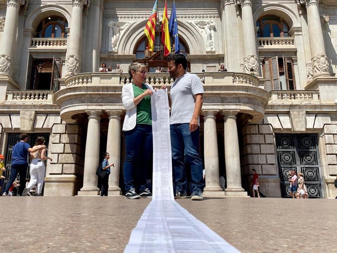 Papi Robles i Vicent Marz amb les denúncies