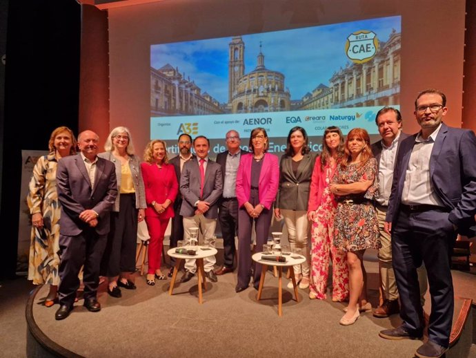 Jornada sobre el nuevo sistema de Certificados de Ahorro Energético (CAEs) celebrada en Gijón.