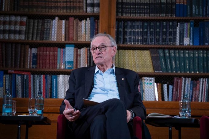 Archivo - El presidente del Consejo Económico Social de España (CES), Antón Costas. 