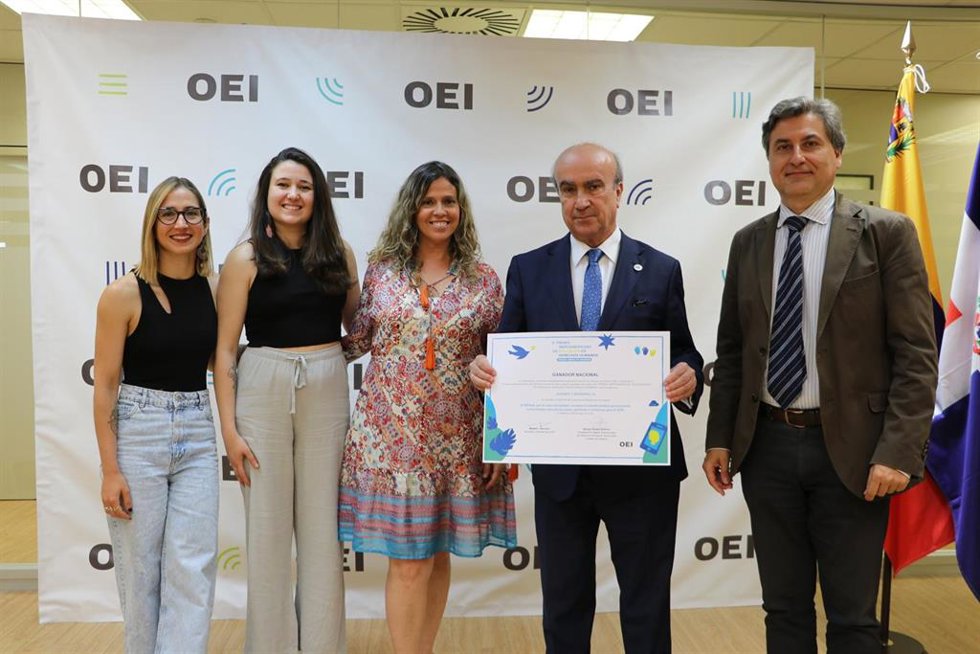 Un proyecto para erradicar el racismo y la xenofobia en la juventud, V Premio 'Óscar Arnulfo Romero' de la OEI