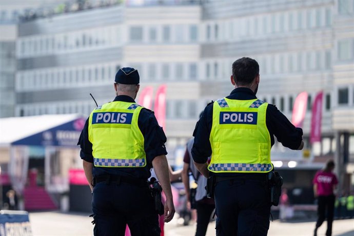 May 26, 2024, Stockholm, SWEDEN: 240526 Police at Solvalla ahead of the Elitloppet trotting race on May 26, 2024 in Stockholm. .Photo: Emma Wallskog / BILDBYRÃN / COP 320 / EW0385.trav trotting elitloppet 2024 bbeng