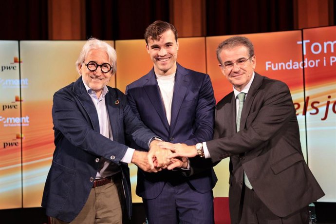 El presidente de Foment, Sánchez Llibre; el fundador y presidente de Liderem, Tomàs Güell, y el socio responsable de PwC en Catalunya, Ignacio Marull
