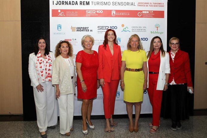 La alcaldesa ha participado en la apertura de la jornada organizada por la Red de Emprendedoras y Empresarias (REM).