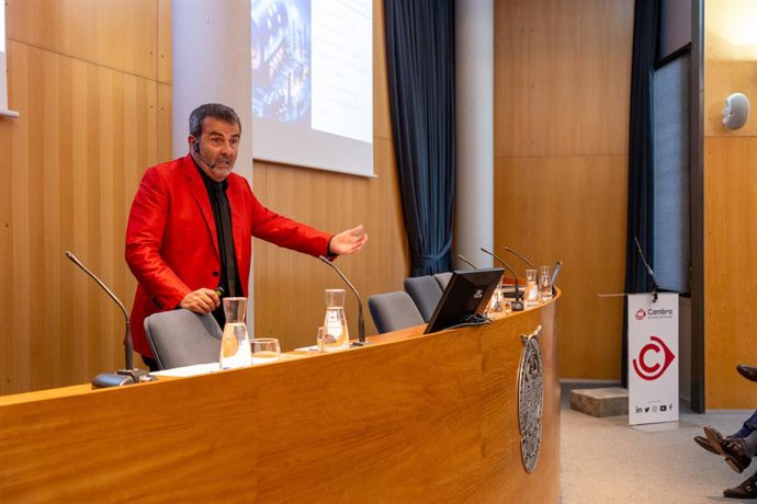 Sala-i-Martín durante su intervención en la Cámara de Terrassa