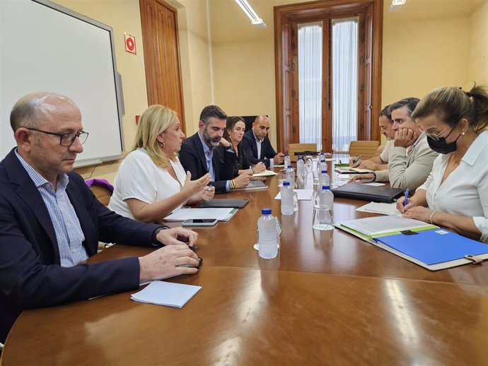 Reunión de UPA Andalucía con representantes de la Junta.