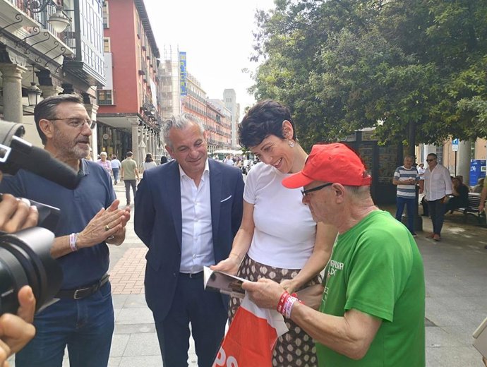 La ministra de Inclusión: "Qué triste y qué miedo venir donde el vicepresidente manda a las mujeres meterse en casa" .