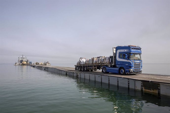 Muelle construido por Estados Unidos en la costa de la Franja de Gaza