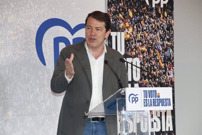 El presidente del PPCyL, Alfonso Fernández Mañueco, en un acto de partido