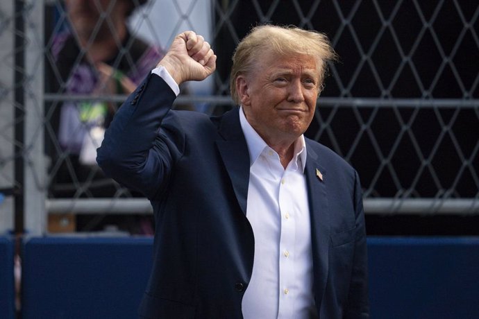 05 May 2024, US, Miami Gardens: Former US President Donald Trump attends the 2024 Formula One Miami Grand Prix. Photo: James Gasperotti/ZUMA Press Wire/dpa