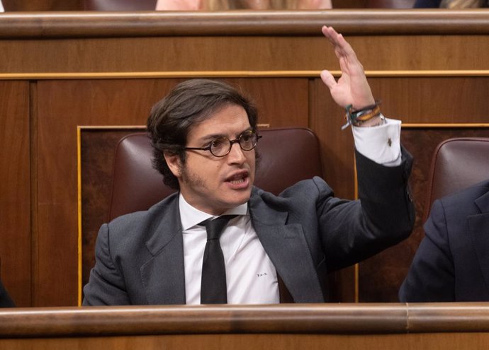 El diputado de VOX José María Figaredo interviene durante un pleno en el Congreso de los Diputados, a 30 de mayo de 2024, en Madrid (España). La Ley de Amnistía afronta hoy en el Pleno del Congreso su última votación parlamentaria, en la que se necesita m