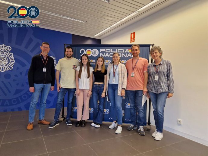 La Jefatura Superior de Policía de La Rioja colabora con un Proyecto Académico del Colegio de La Enseñanza de Logroño